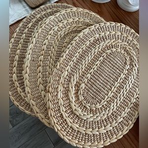 3 jute oval placements